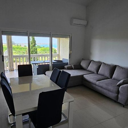 Elizabeta Apartments Nin Exterior foto
